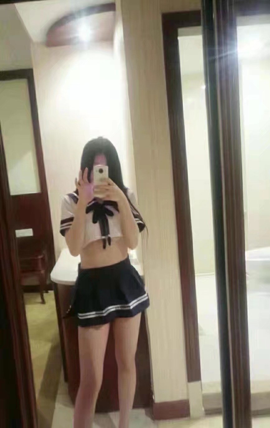 东莞极sao的兼职小姐姐